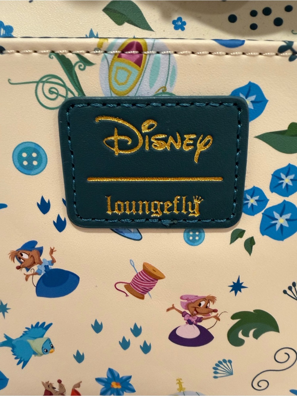 NWT Loungefly Cinderella Icons AOP Crossbody Bag - Picture 8 of 14